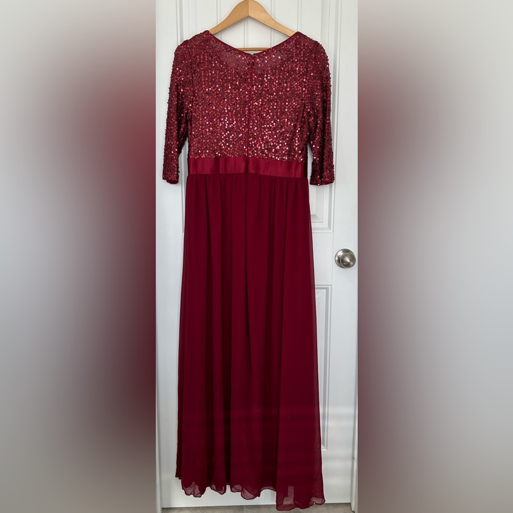 NWT Ever❤️Pretty Burgundy Red Formal Gown